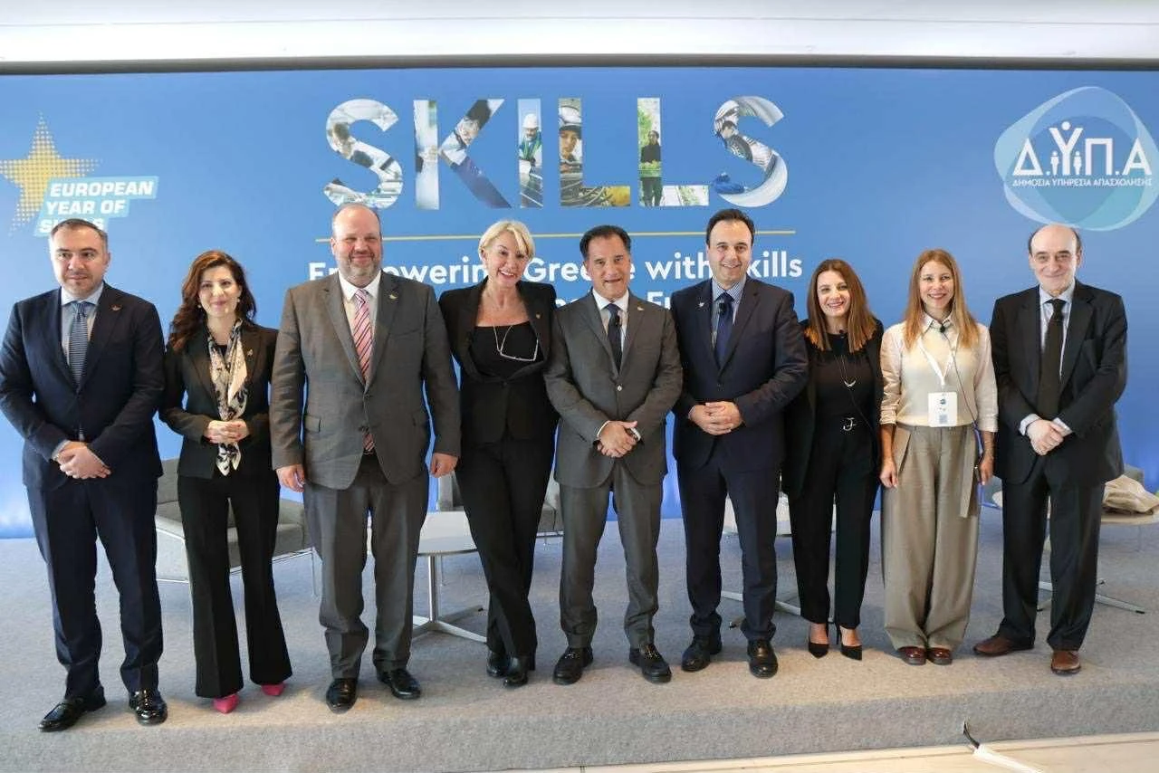Με τον Άδωνη Γεωργιάδη σε ευρωπαϊκή εκδήλωση στην Αθήνα για τις δεξιότητες  