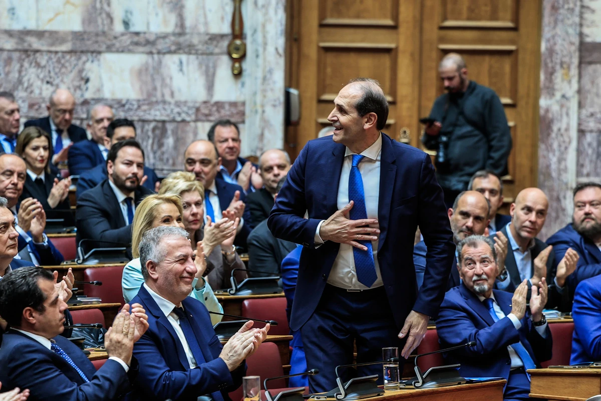 vesyropoulos3.jpg?v=0 vesyropoulos3.jpg?v=0