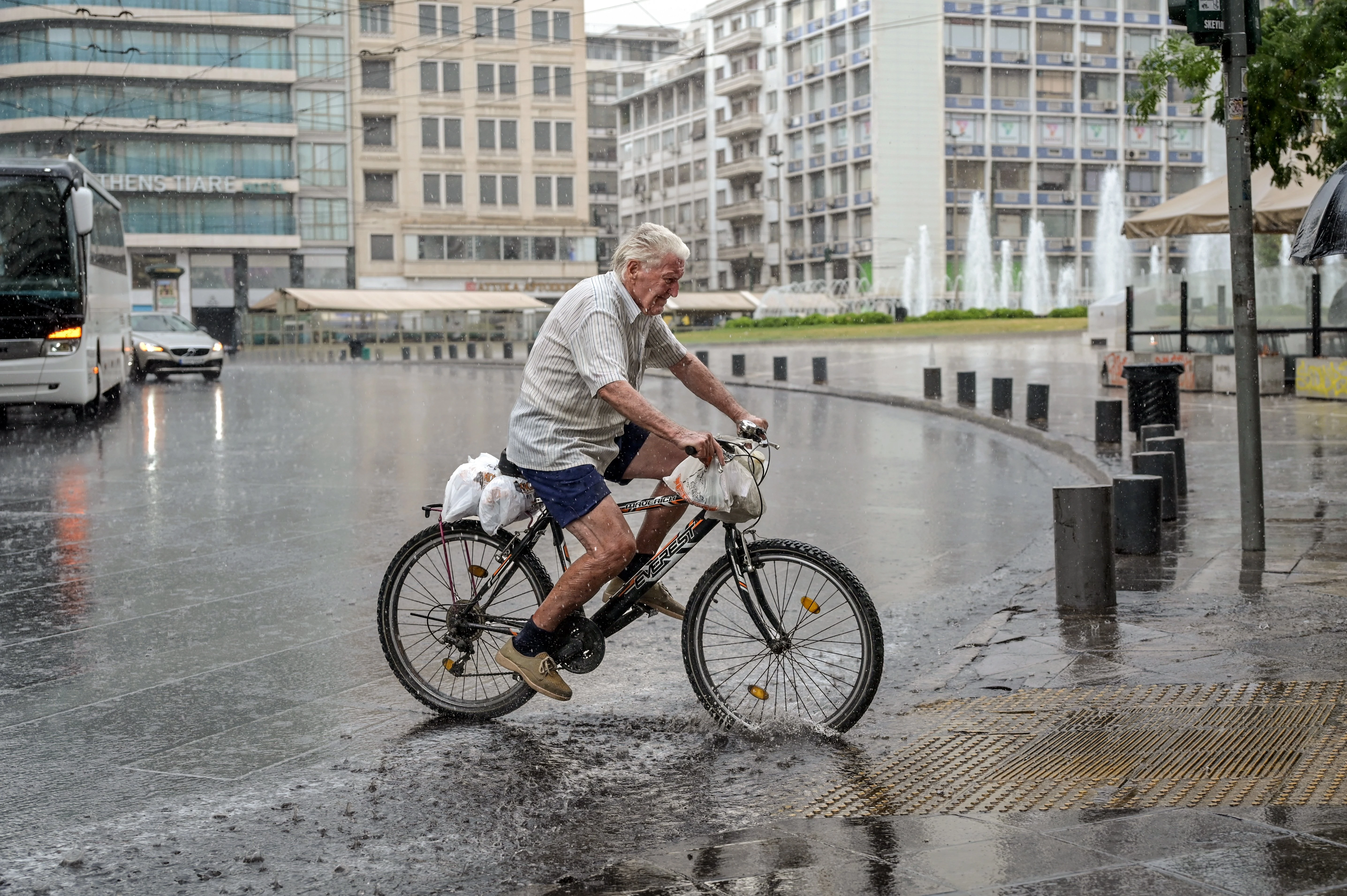 vroxi-athens-3.jpg?v=0