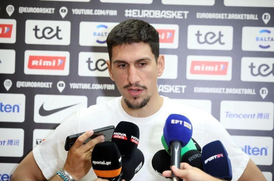 giannoulis-larentzakis.jpg giannoulis-larentzakis.jpg