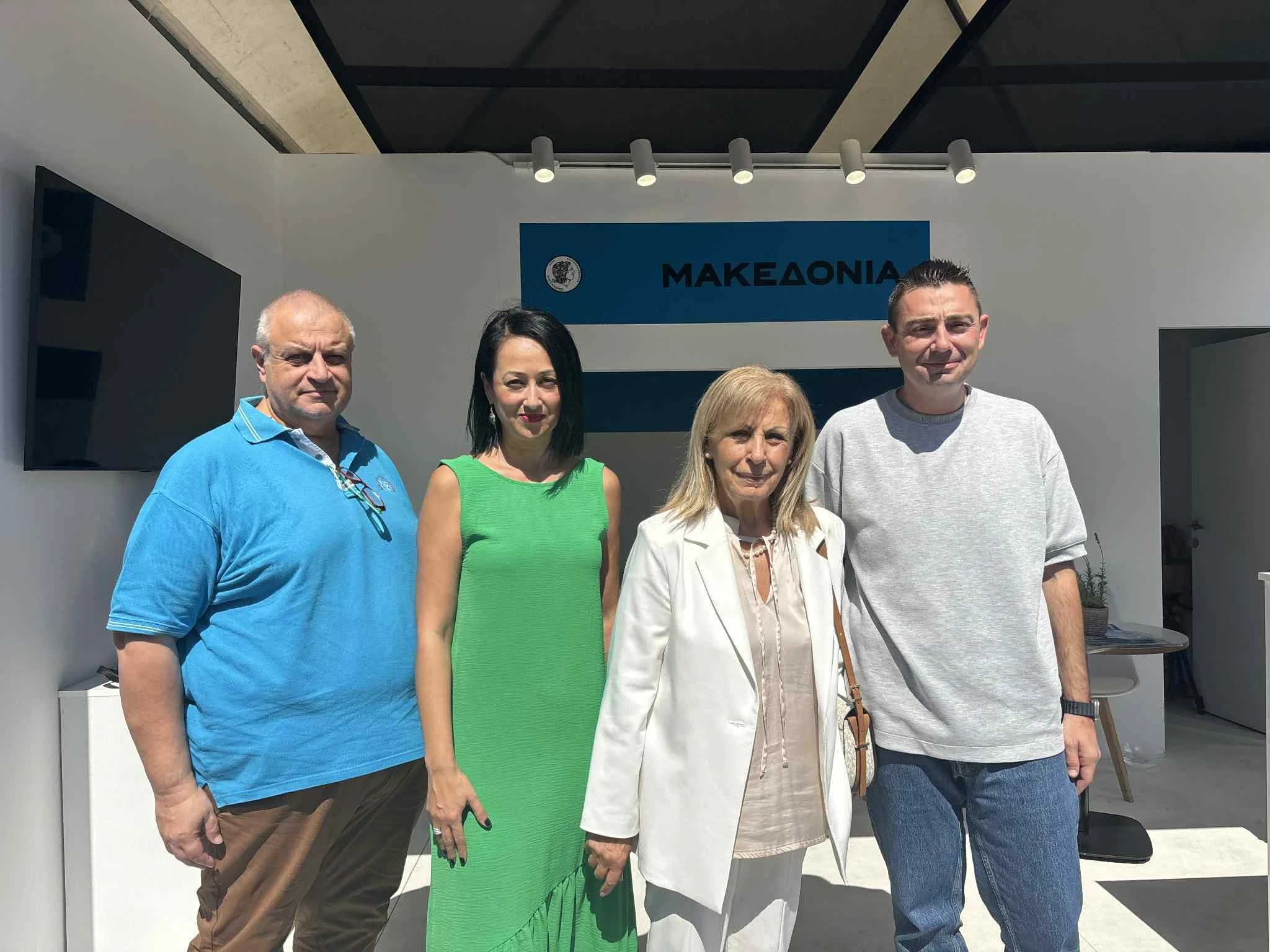 Από αριστερά ο Εύρ. Τσουμής, στο κέντρο η Μ. Μπέλλου, η Α. Αηδονά και δεξιά ο Β. Στολάκης 