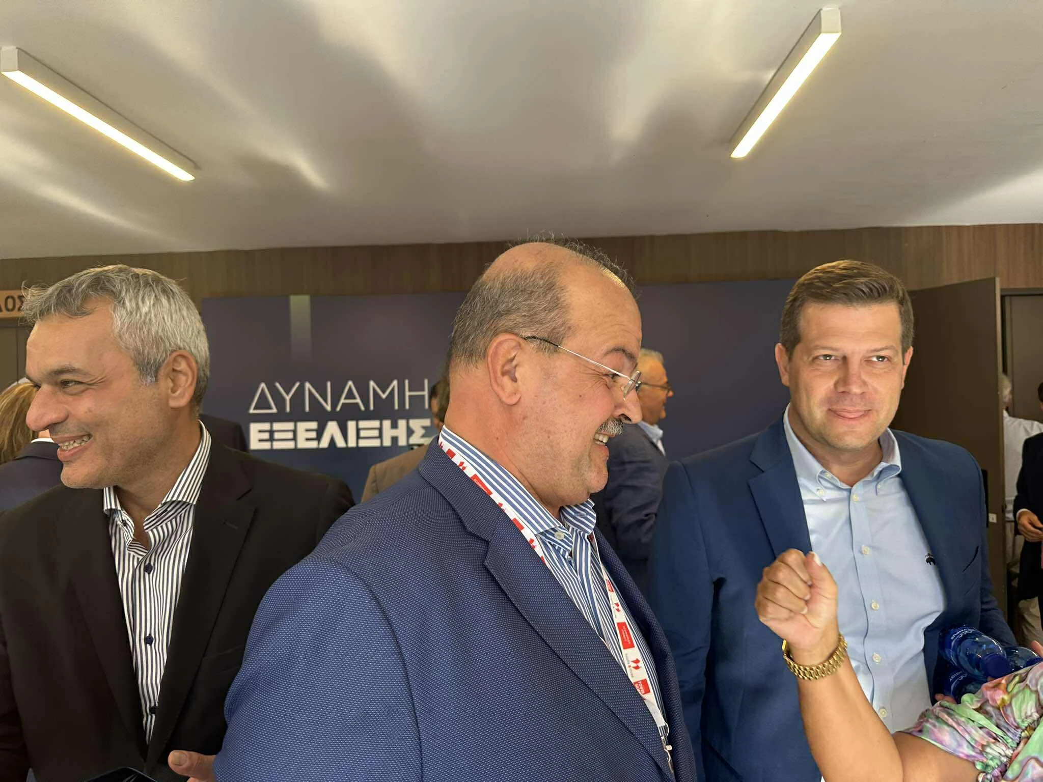 syrizaioi-omilia-tsipra-1.jpg?v=0