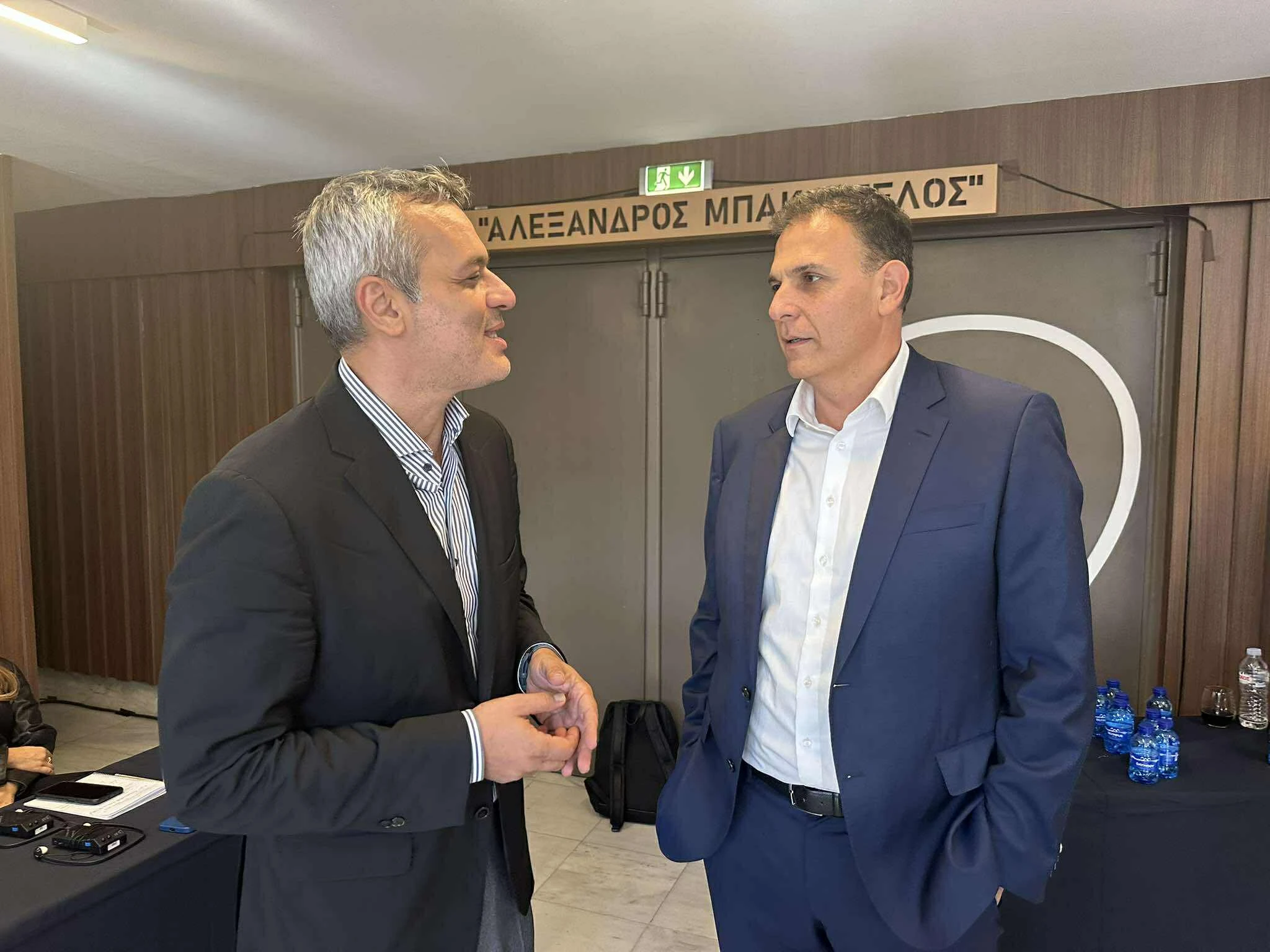 syrizaioi-omilia-tsipra-3.jpg?v=0