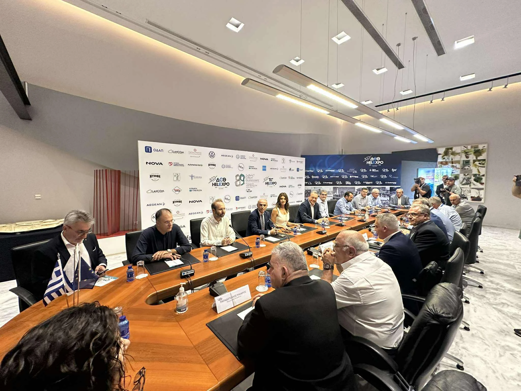 543114260-674764685653155-3591626004023851161-n.jpg?v=0