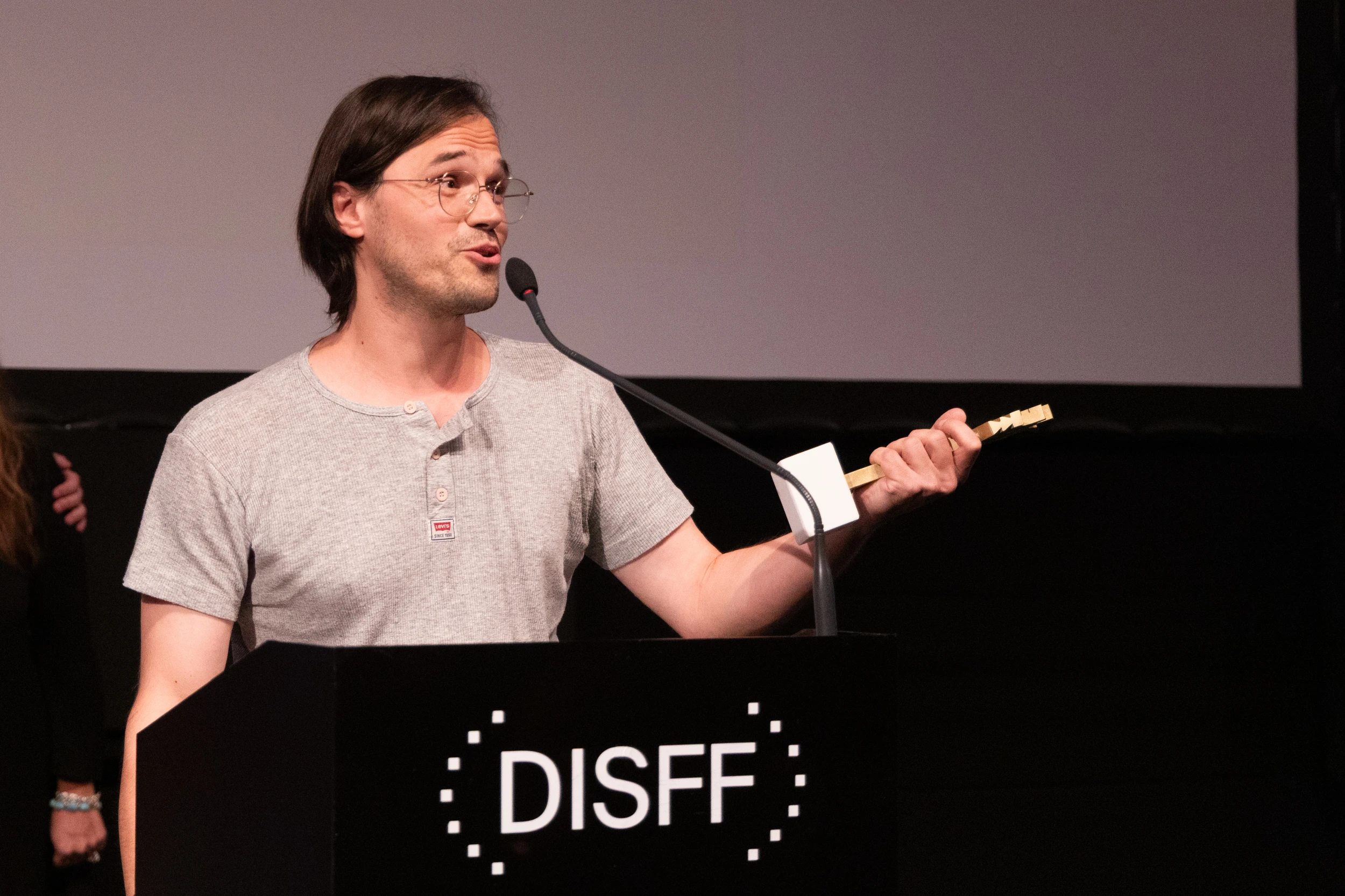 disff-ceremony-winner.jpg?v=0