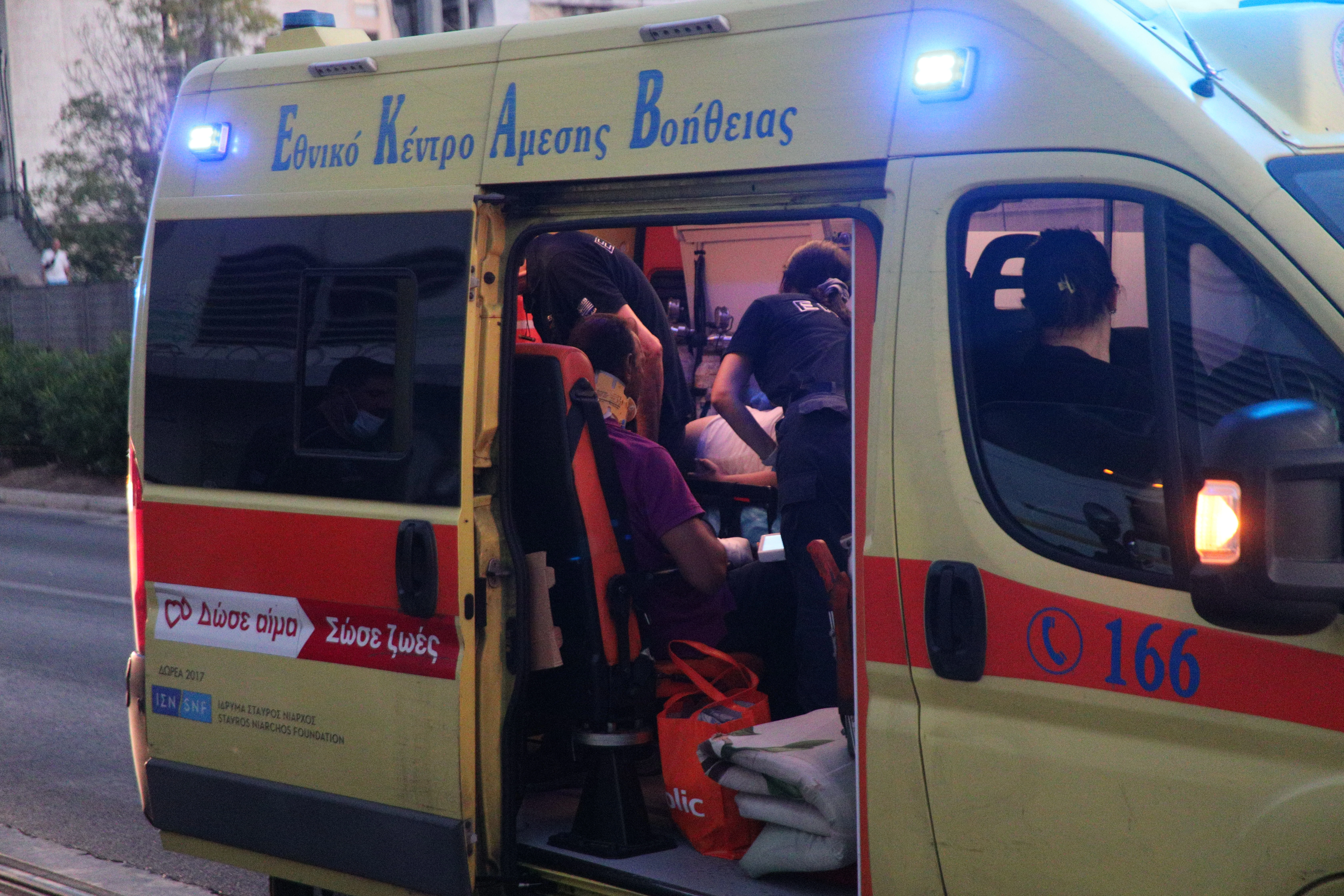 tram-leoforio-peiraias-1.jpg?v=0