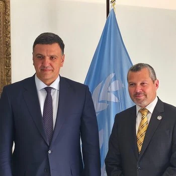 whatsapp-image-2025-09-15-at-22e16d0bafill-350x350-c70.jpg?v=0