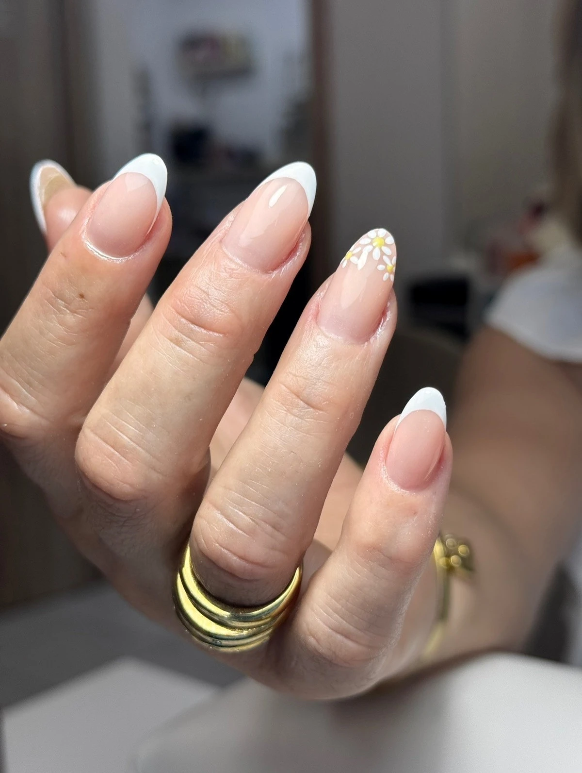 glam-hair-nails-beauty-saloon-16.jpg?v=0