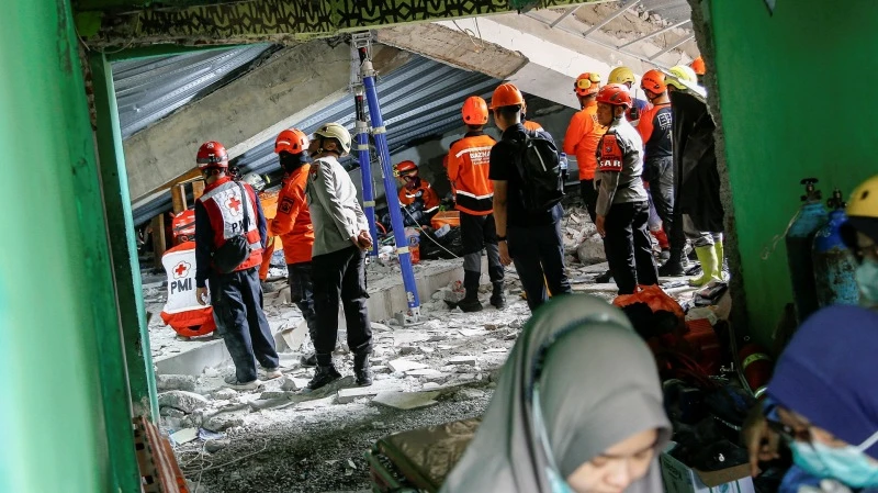 REUTERS REUTERS