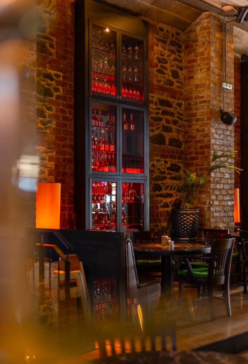 kitchen-bar-22.jpg?v=0