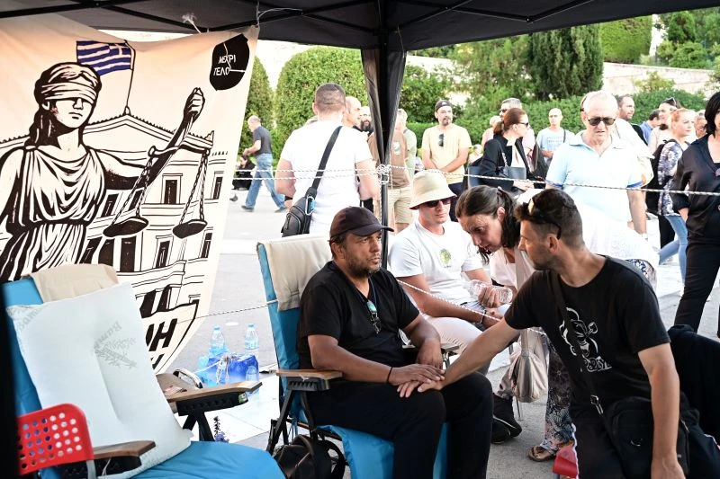 Ο πατέρας του&nbsp;Ντένις Ρούτσι, ενός από τα&nbsp;57 θύματα της τραγωδίας των Τεμπών