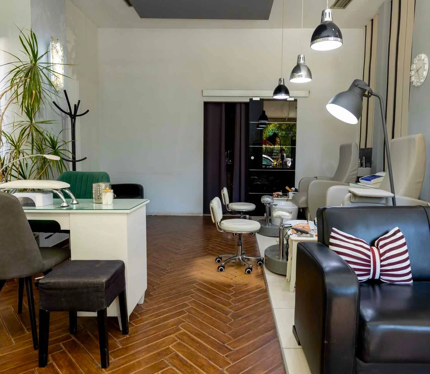 s-a-nails-studio-4.jpg?v=0