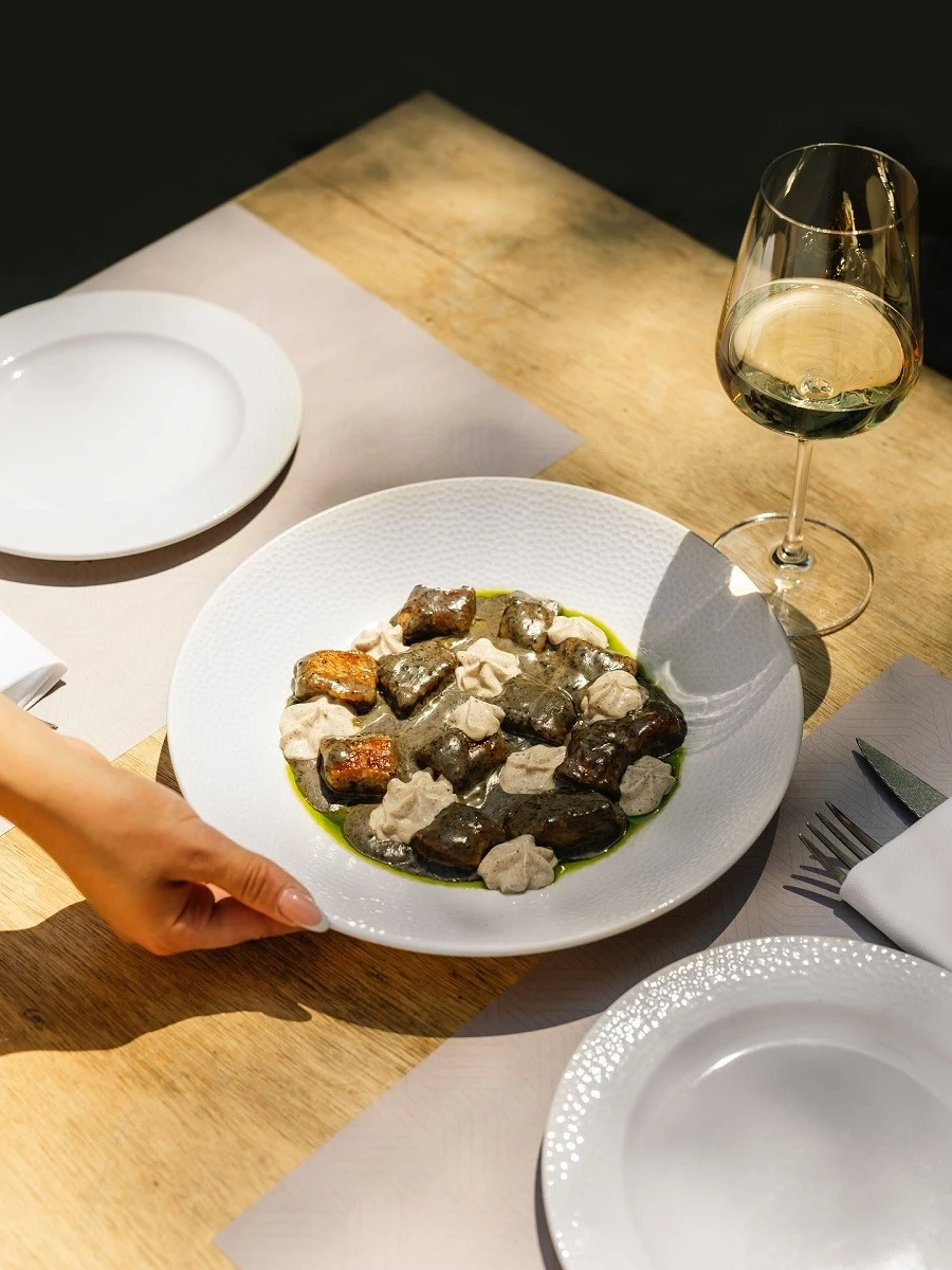 signora-trattoria-13.jpg?v=0