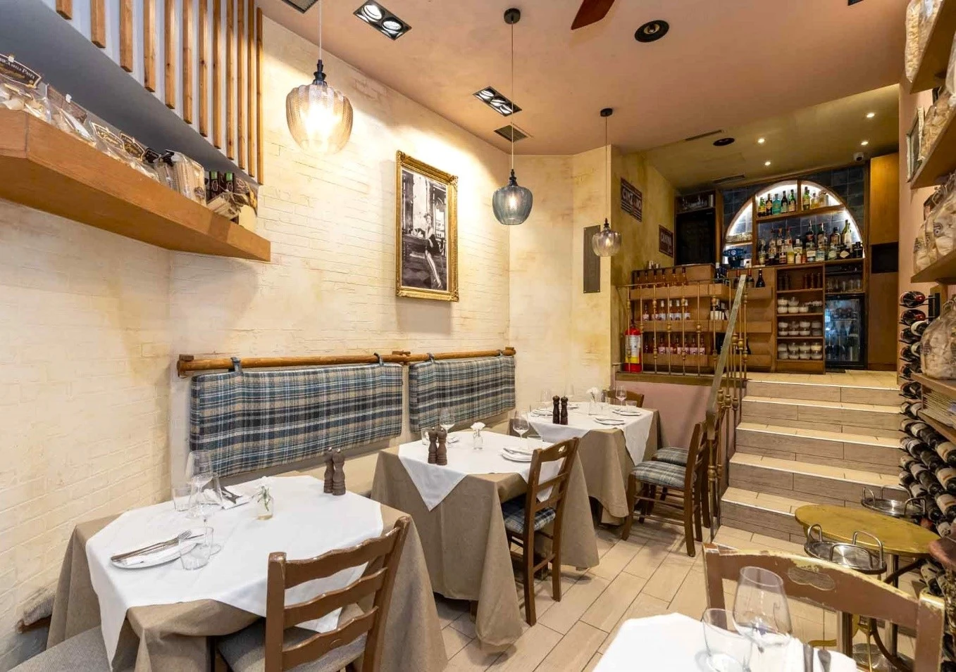 signora-trattoria-2.jpg?v=0