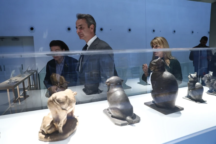 mitsotakis-ekthesi3.webp?v=0