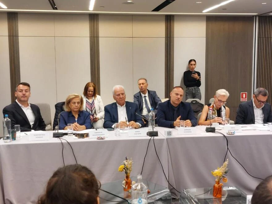 tsiodras-panel.jpeg tsiodras-panel.jpeg