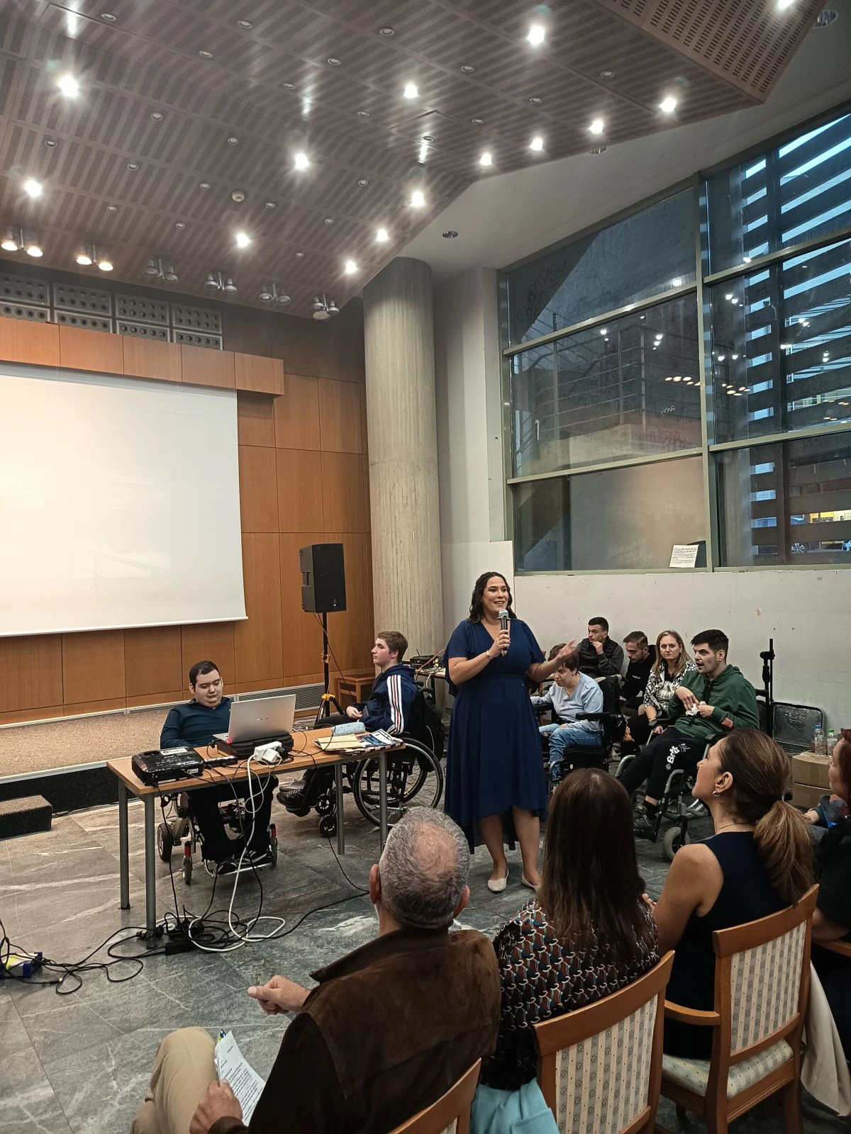 Στιγμιότυπο από την εκδήλωση συμπερίληψης στο δημαρχιακό μέγαρο Θεσσαλονίκης