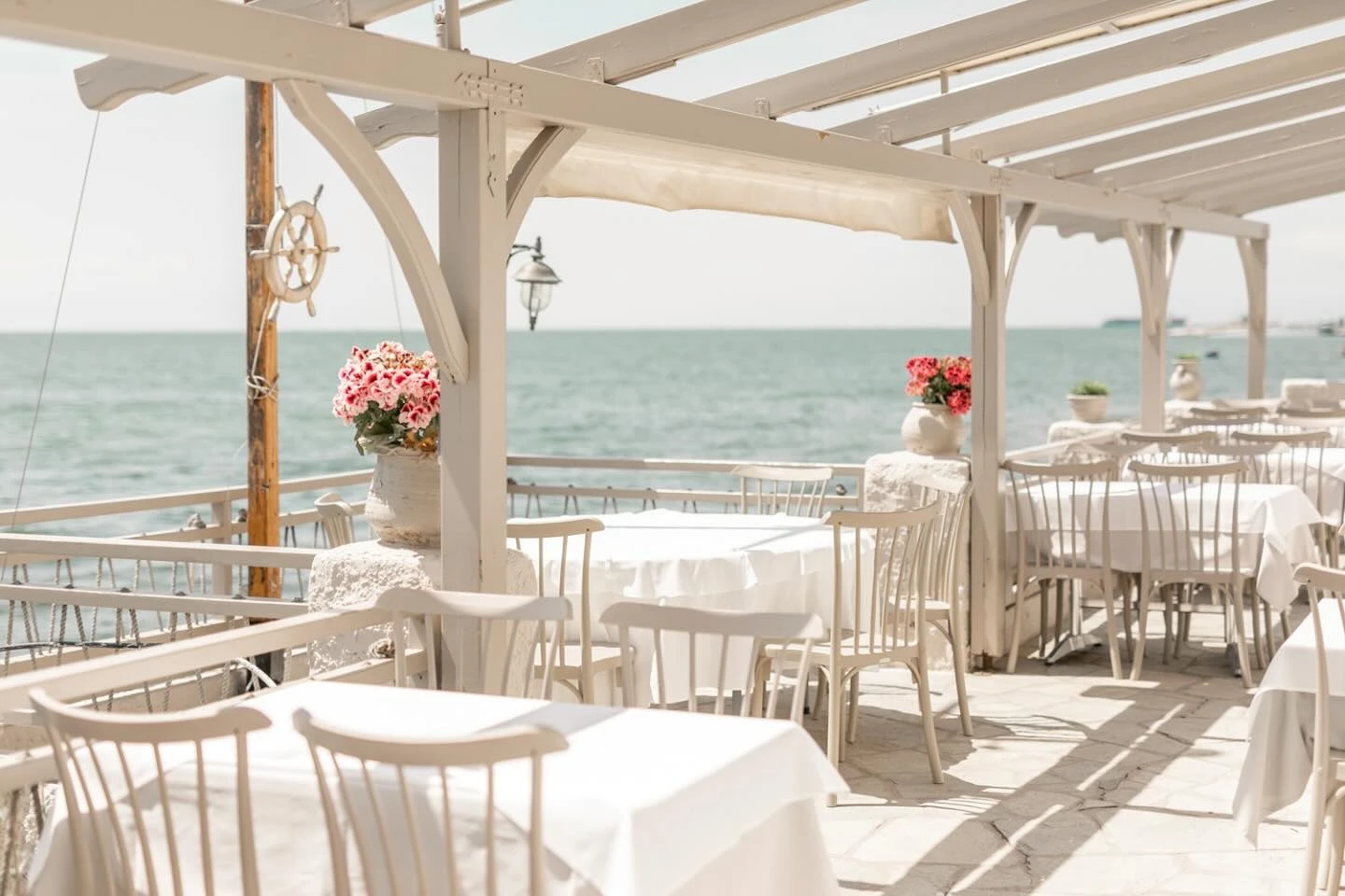 vraxos-2.jpg?v=0 vraxos-2.jpg?v=0