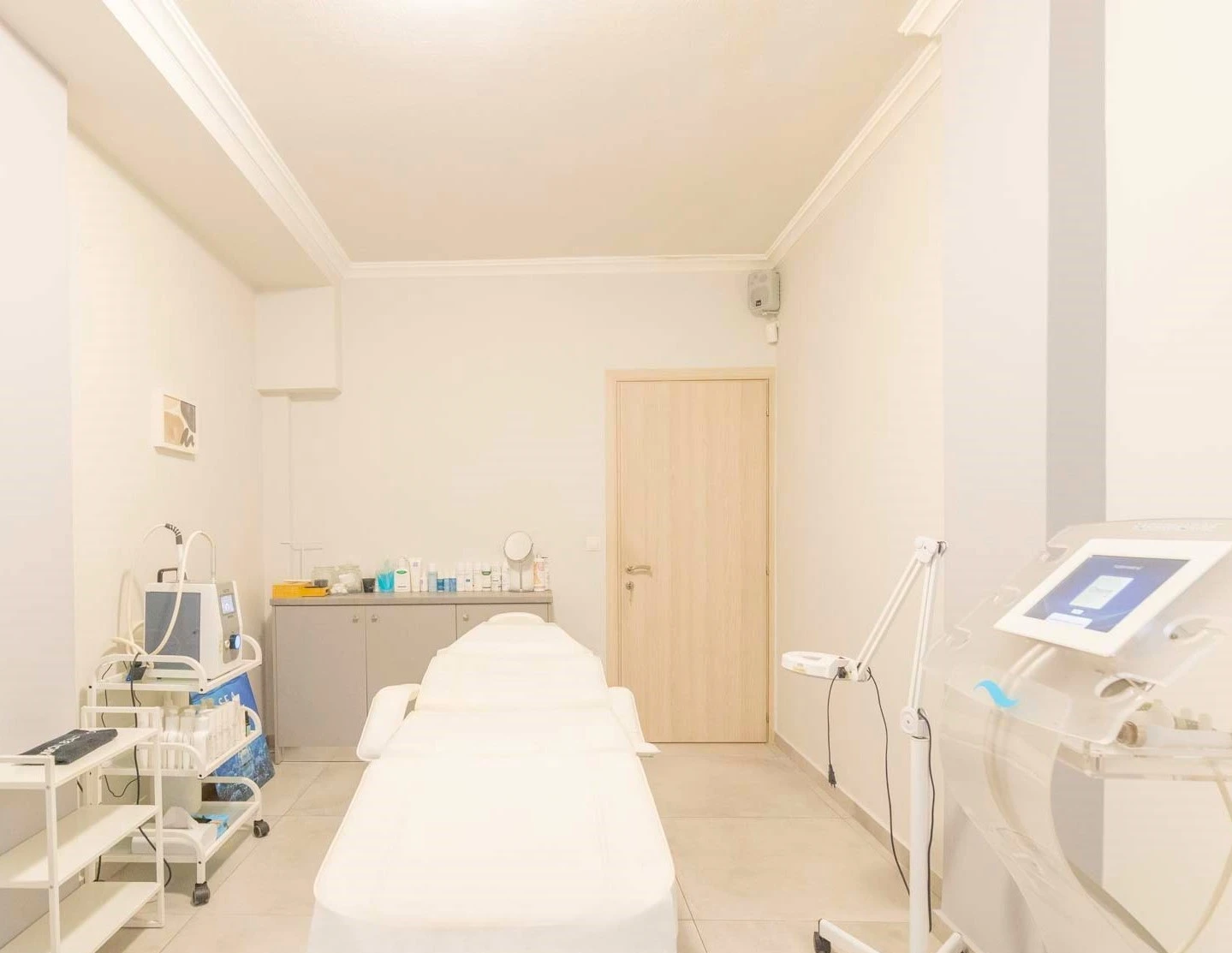 clinical-beauty-spot-4.jpg?v=0