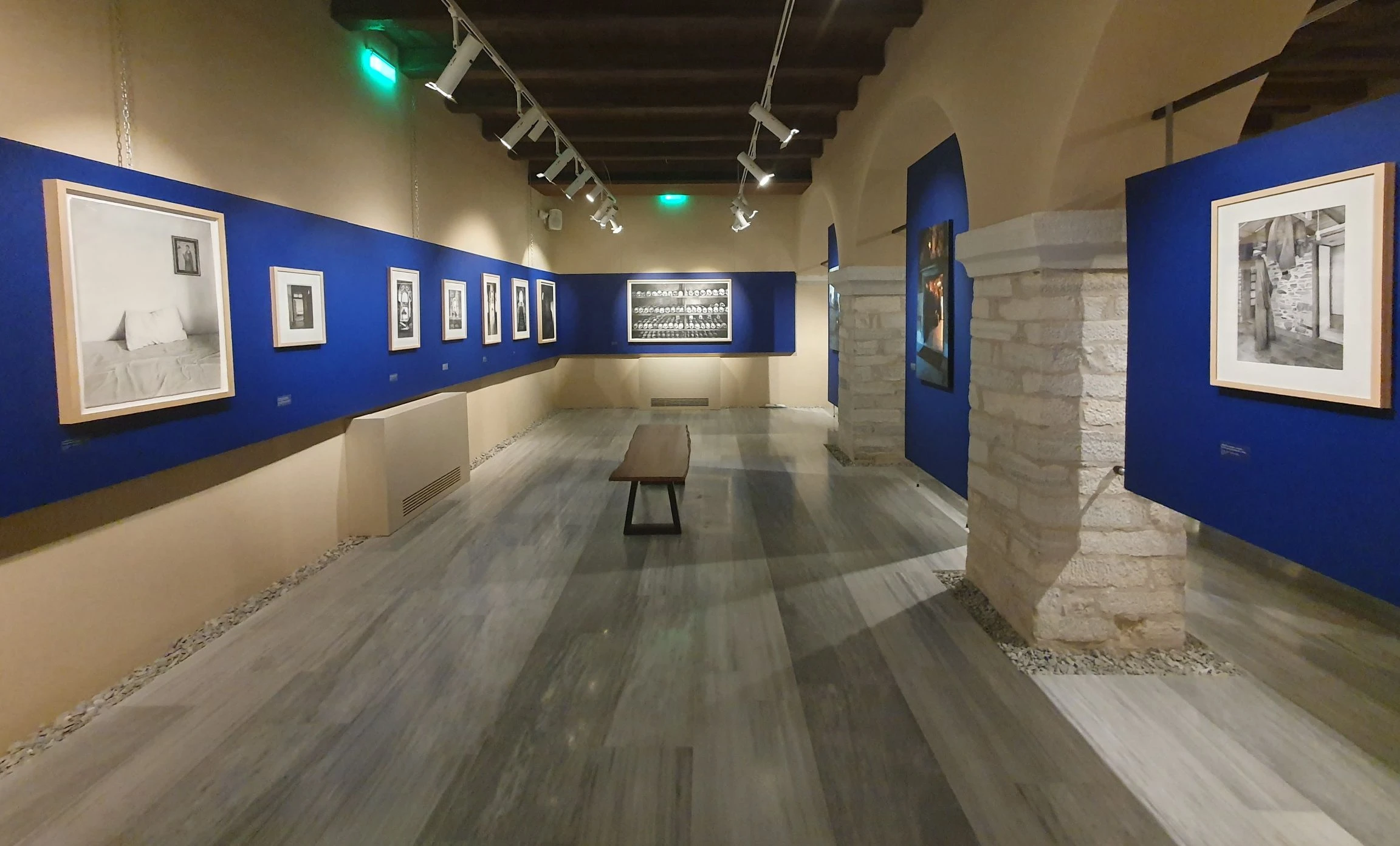 ekthesitaksidi6.jpg?v=0