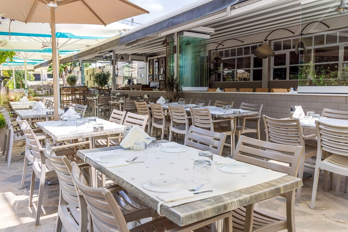 paris-restaurant-19.jpg?v=0