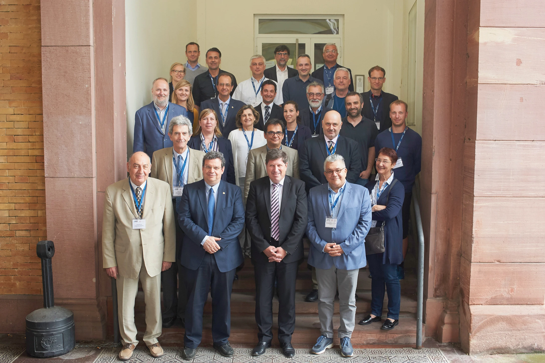 Από πρόσφατη συνάντηση εργασίας των πανεπιστημίων της Καρλσρούης και του ΑΠΘ. Στην πρώτη σειρά διακρίνονται ο σημερινός υφυπουργός Παιδείας Νίκος Παπαίωάννου και ο πρώην πρύτανης του ΑΠΘ Περικλής Μήτκας