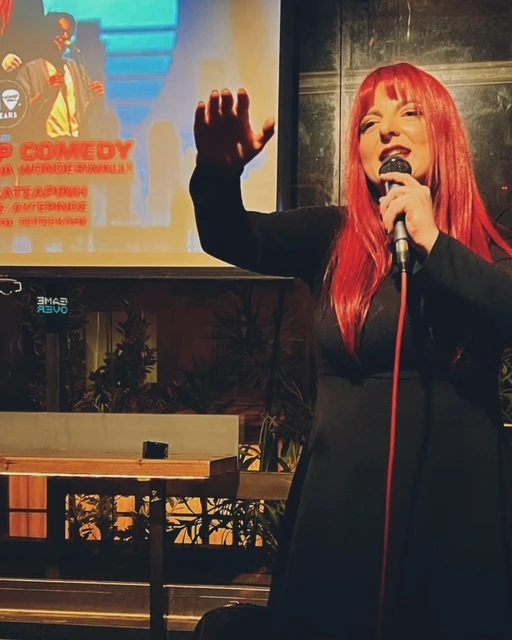 Παράσταση Χρύσας Κατσαρίνης