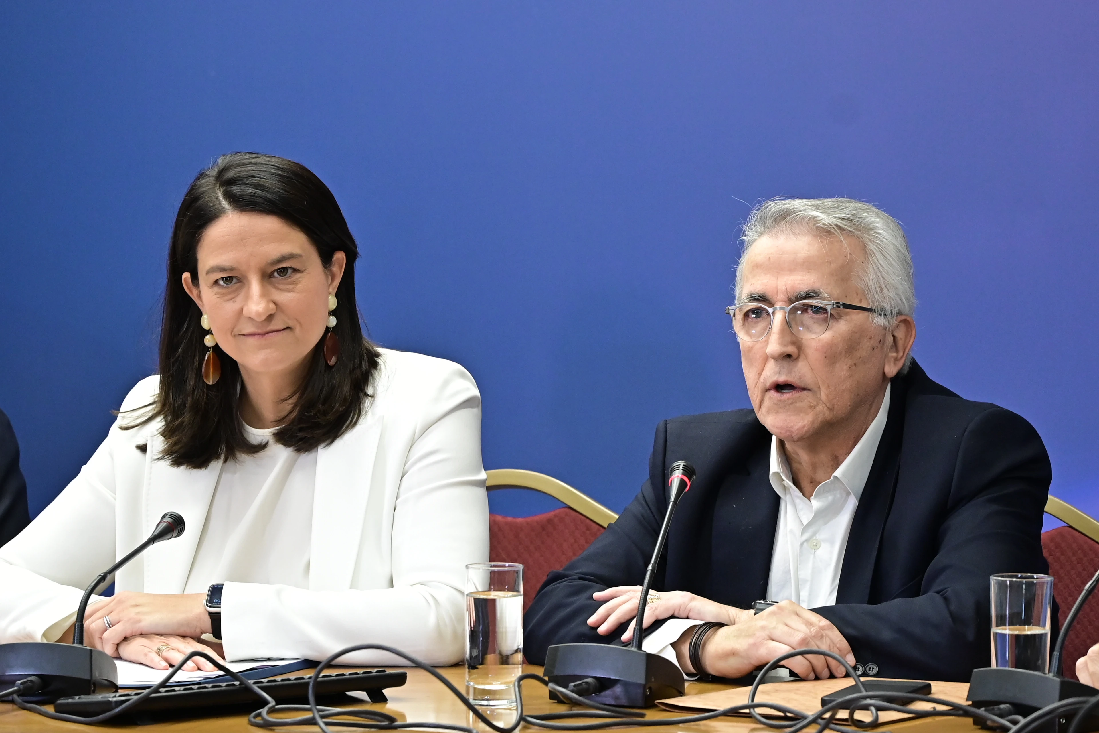 6749883.jpg?v=0 6749883.jpg?v=0