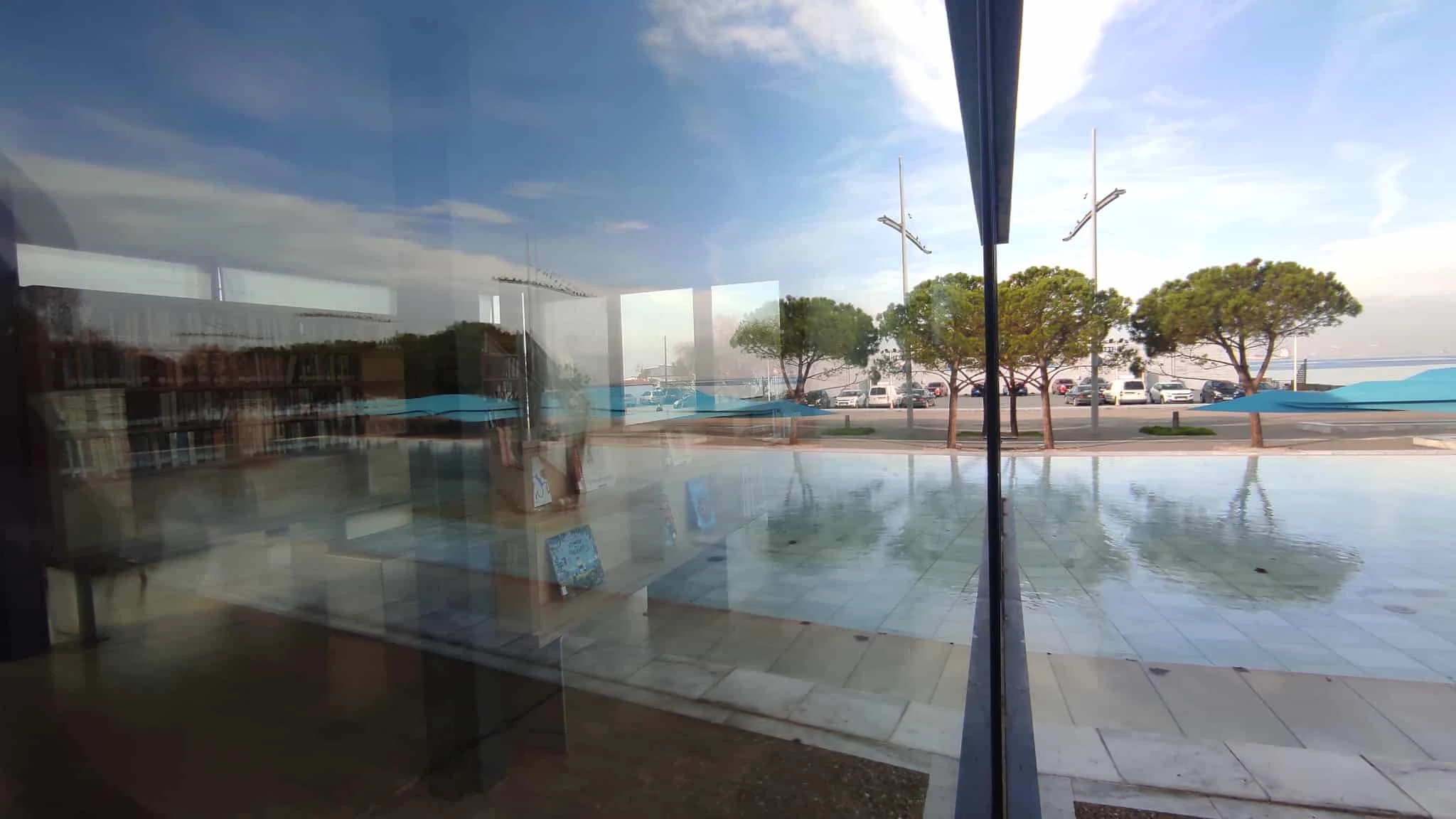 antallaktiki-vivliothiki-nea-paralia-6.jpg?v=0