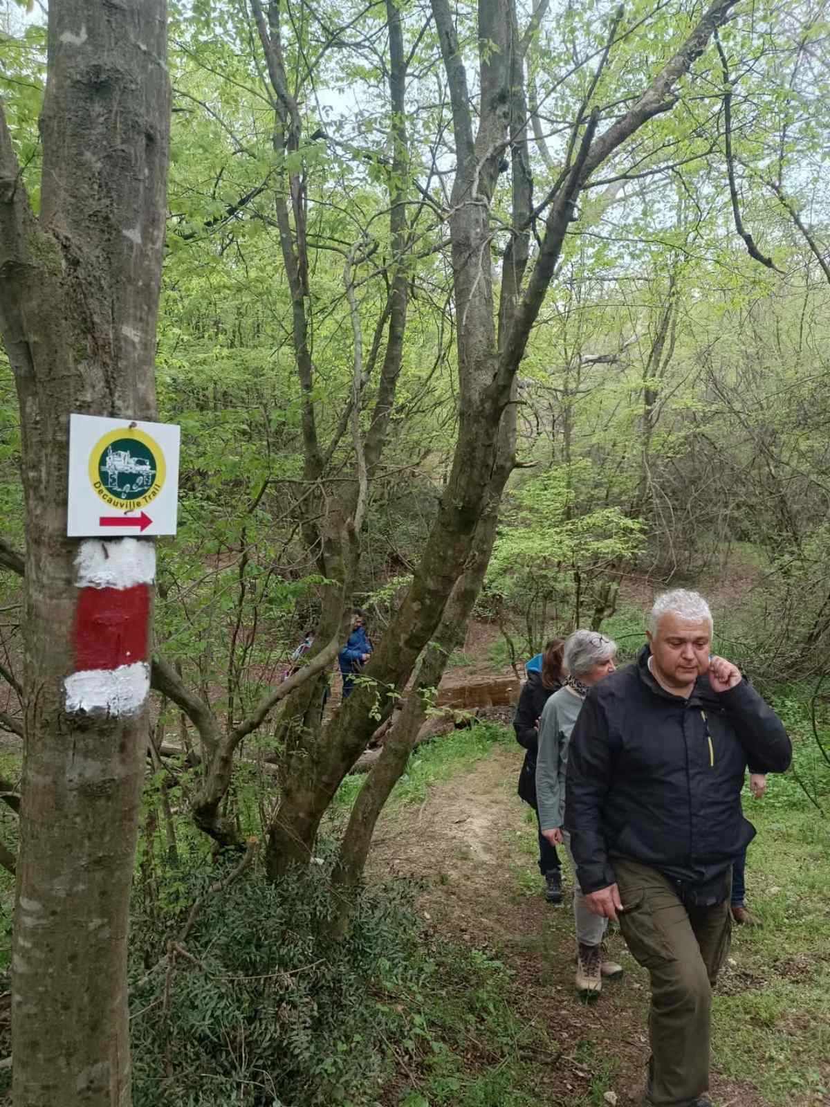 decauvilletrail2.JPG?v=0