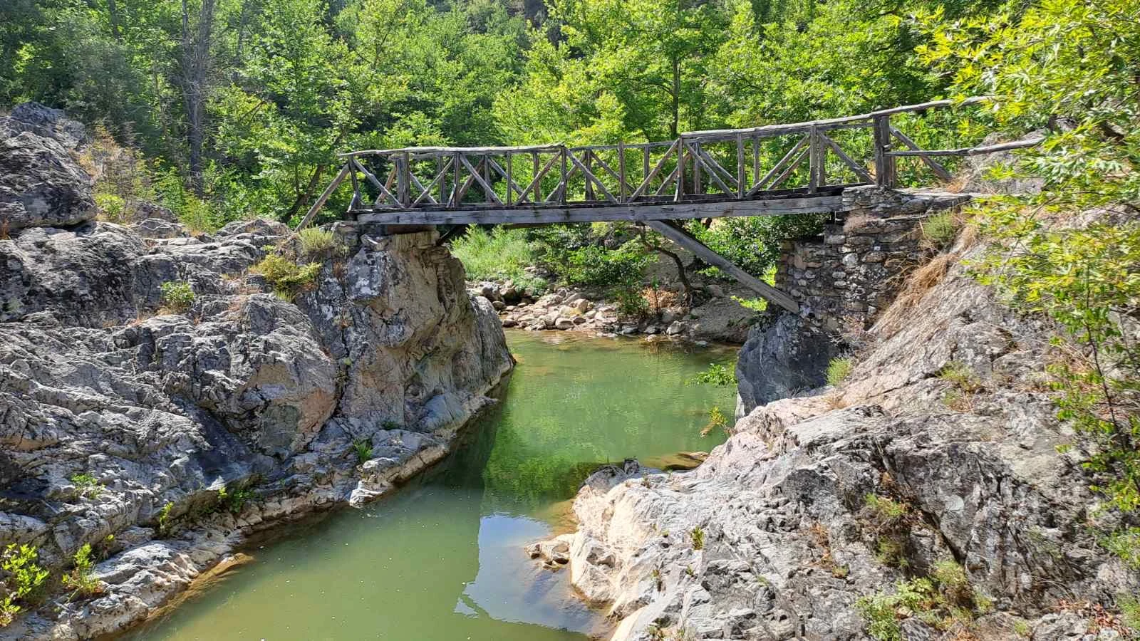 decauvilletrail3.JPG?v=0