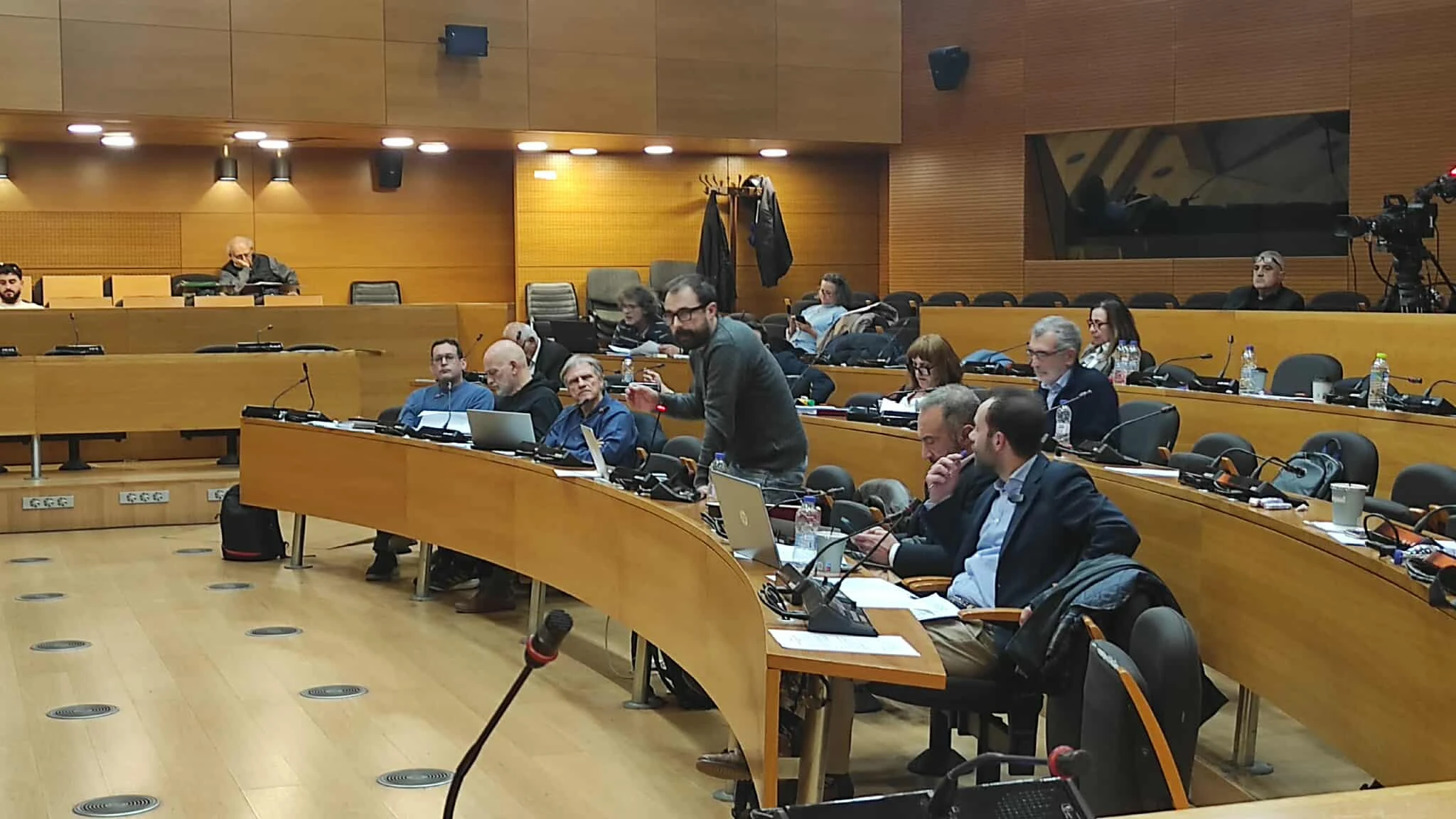 dimotiko-kaysi-aporimmaton-2.jpg?v=0