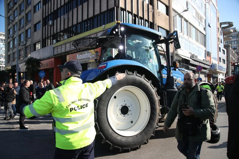 agrotes-limani-thessalonikis5.jpg?v=0