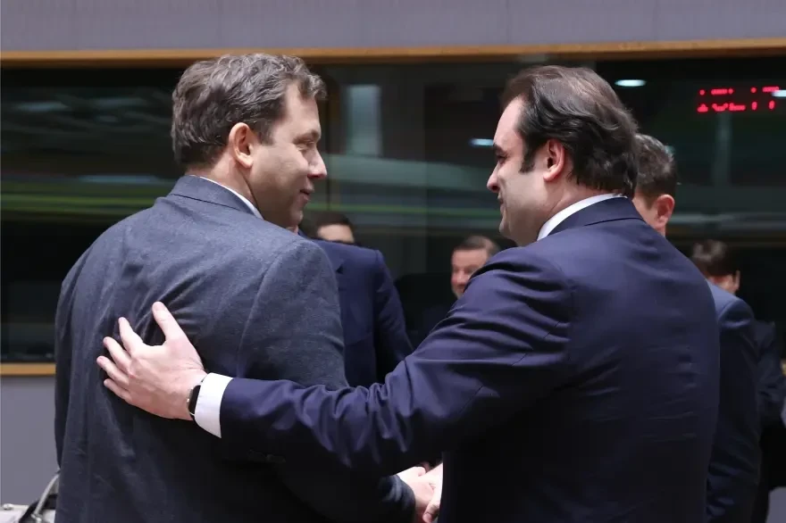 eurogroup-pierrakakis-4.webp?v=0