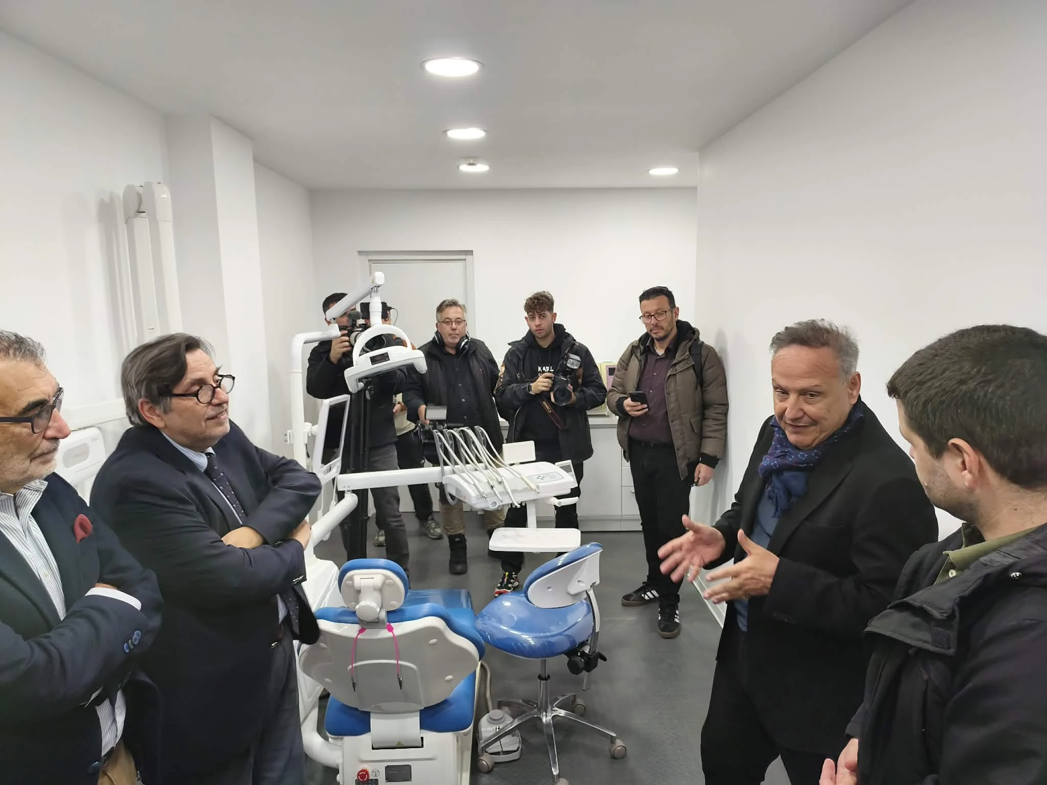 iatreio-giatrwn-tou-kosmou-5.jpg?v=0