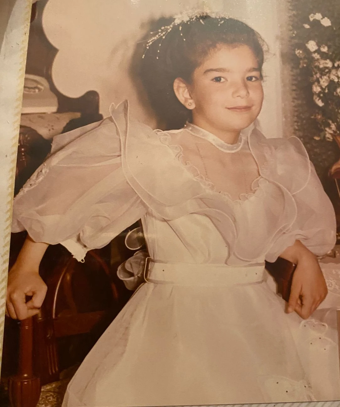 Σε νεαρή ηλικία την περίοδο που ζούσε στην Ελασσόνα