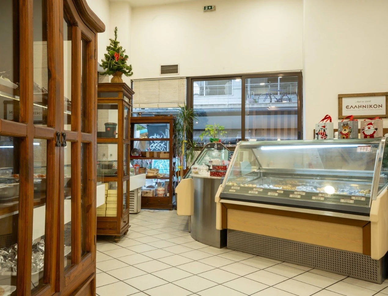 zaxaroplasteion-ellinikon-3.jpg?v=0