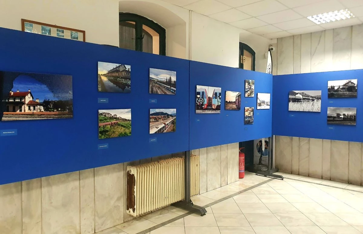 eksthesitrenondrama2.jpg?v=0