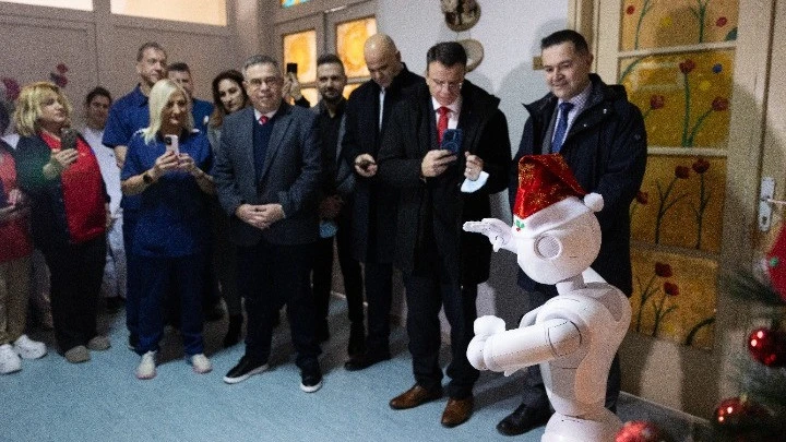 robot-gennimatas3.jpg?v=0