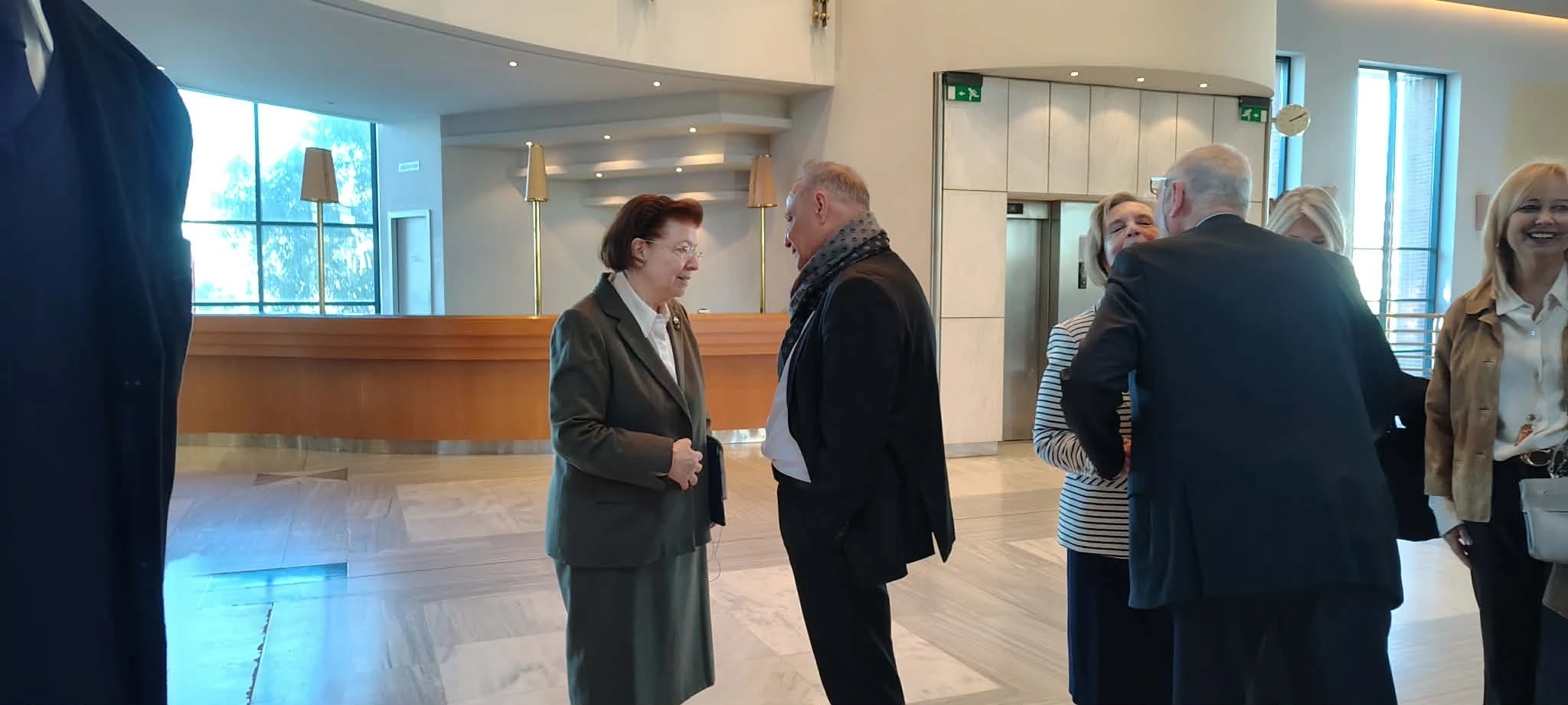 611140723-1906837103276175-120507603841858031-n.jpg?v=0