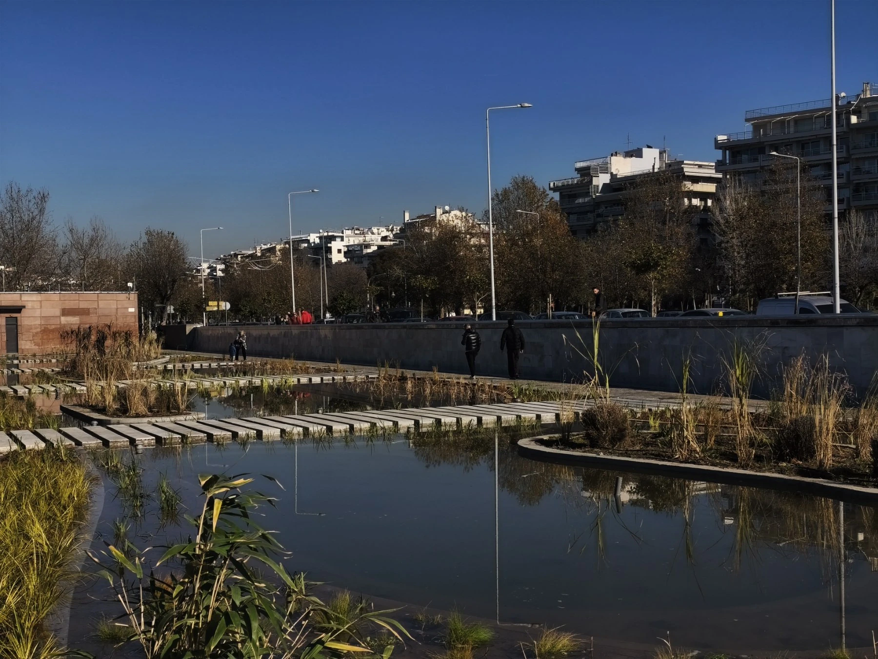 Άποψη των τεχνητών λιμνών στον ανανεωμένο Κήπο του Νερού