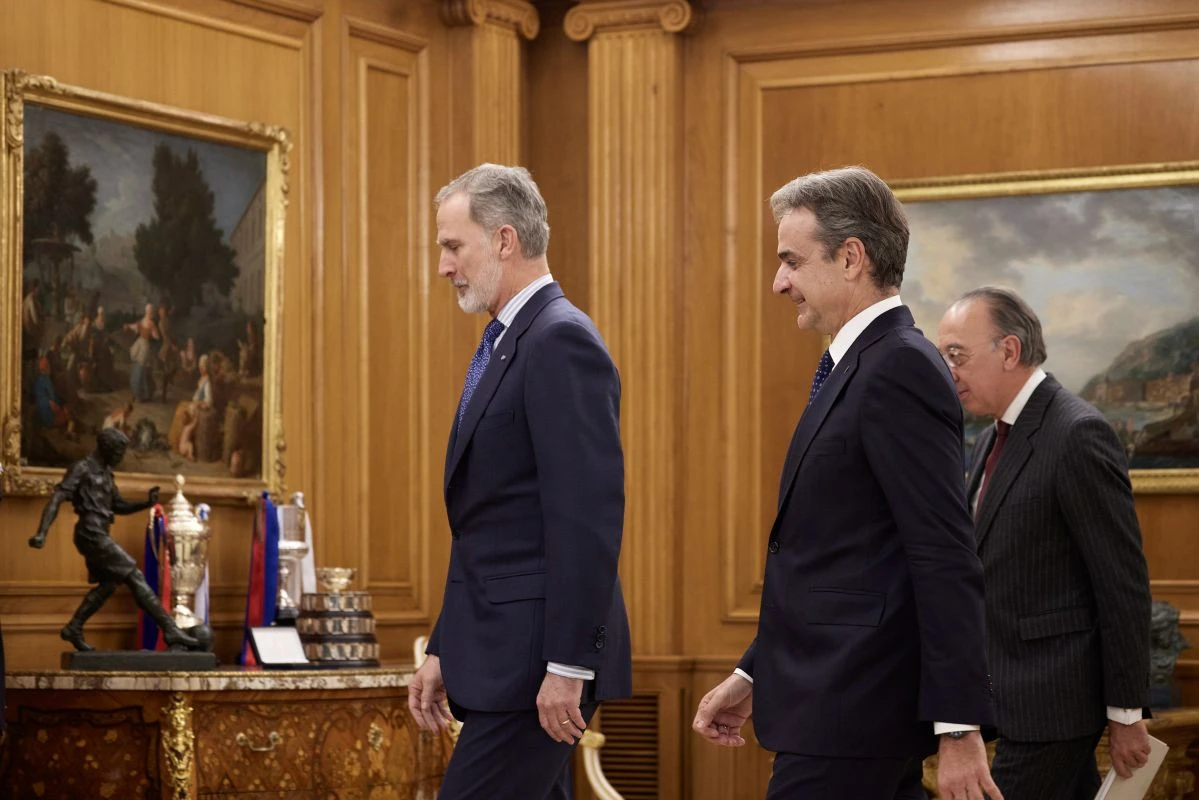 Ο Κ. Μητσοτάκης με τον Ισπανό βασιλιά Φίλιππο - Eurokinissi.gr