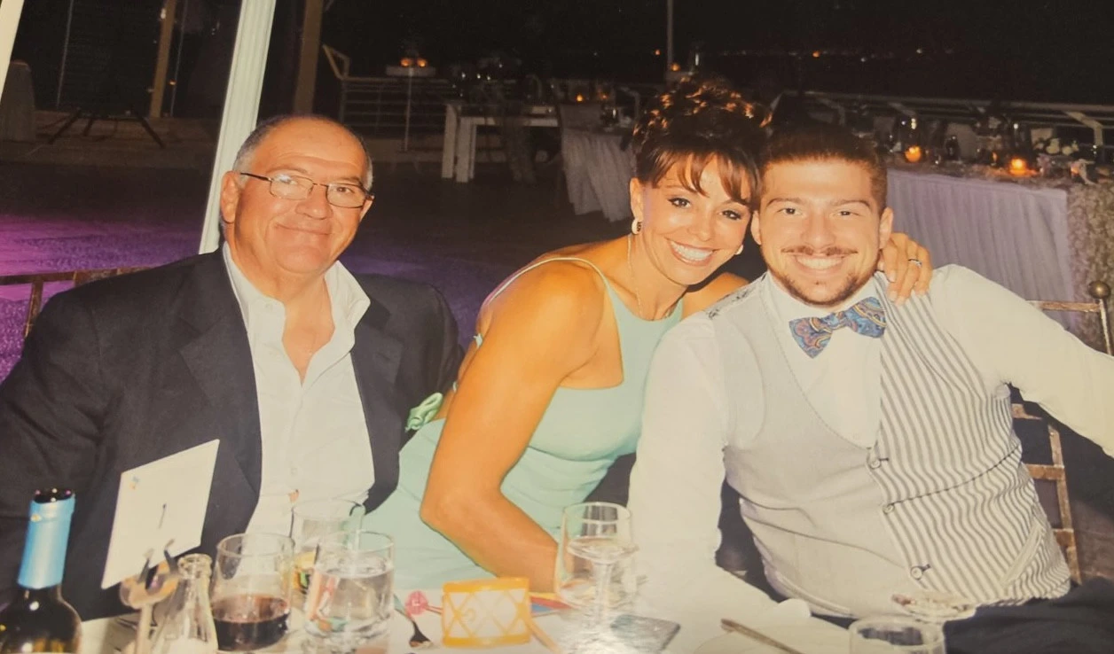 Το 2007 σε οικογενειακές στιγμές με τον αείμνηστο άνδρα της Δημήτρη Ζαρζαβατσίδη και το γιό τους Δημήτρη