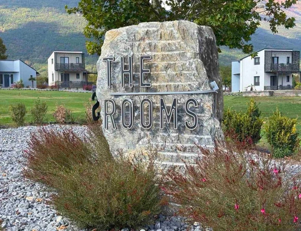 the-rooms-pozar-18.jpg?v=0