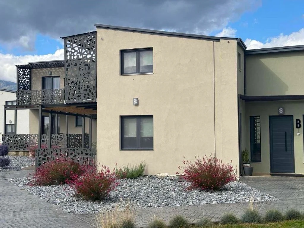 the-rooms-pozar-2.jpg?v=0