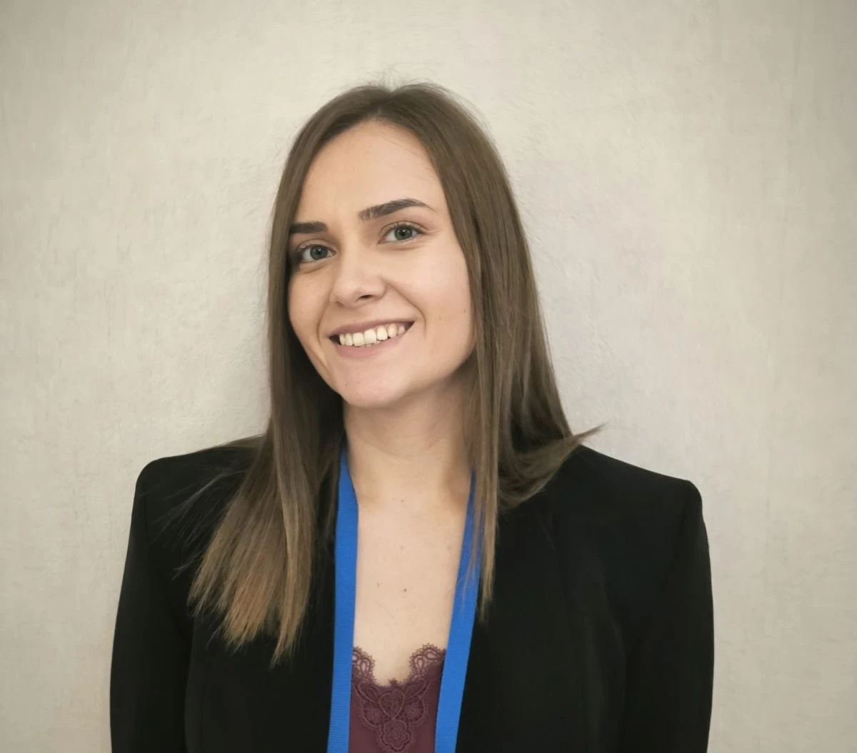 Η Έλενα Θάνου