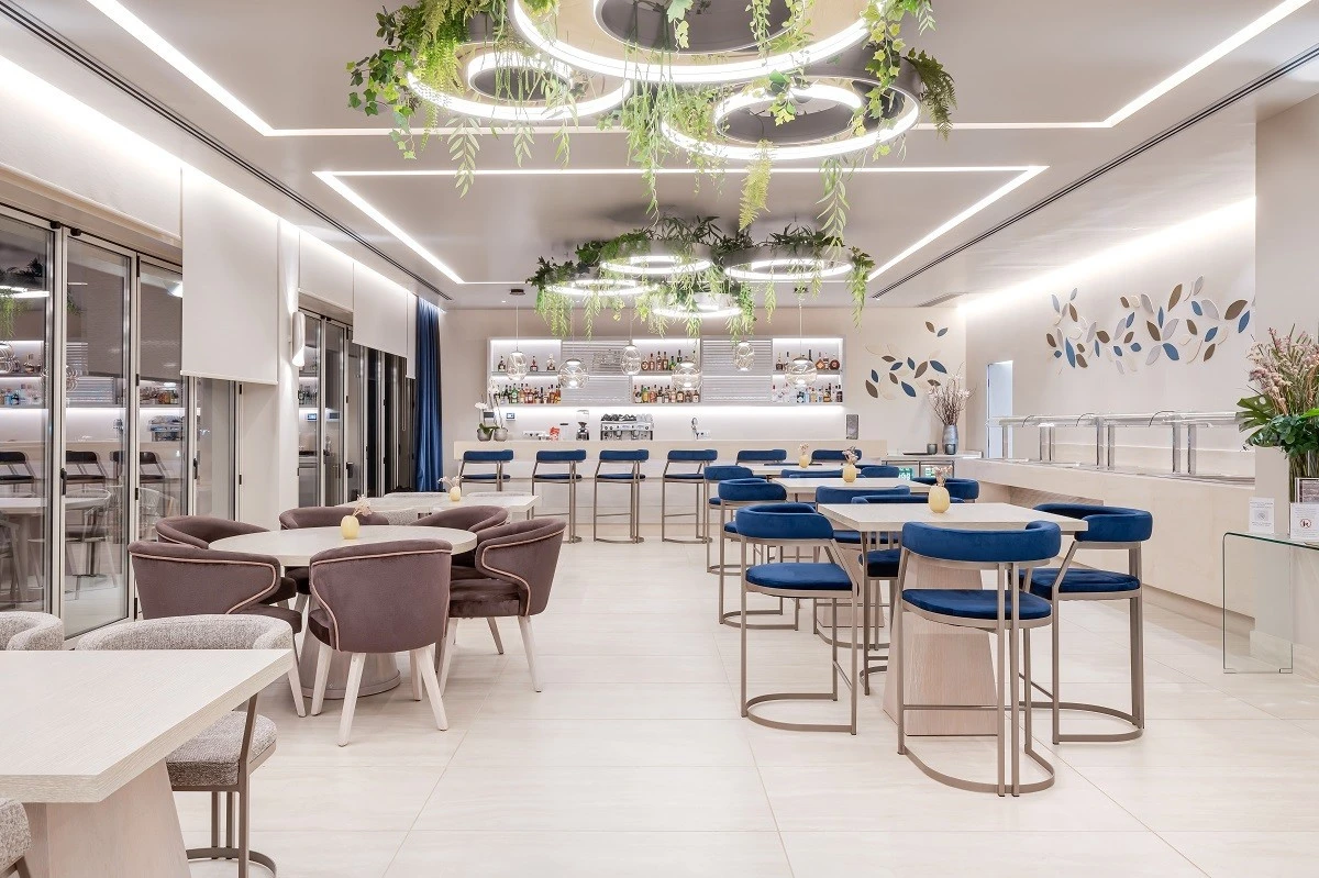 holiday-in-3.jpg?v=0