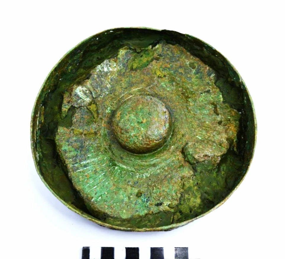 ΧΑΛΚΙΝΗ ΦΙΑΛΗ ΑΠΟ ΓΥΝΑΙΚΕΙΑ ΥΣΤΕΡΟΑΡΧΑ¨