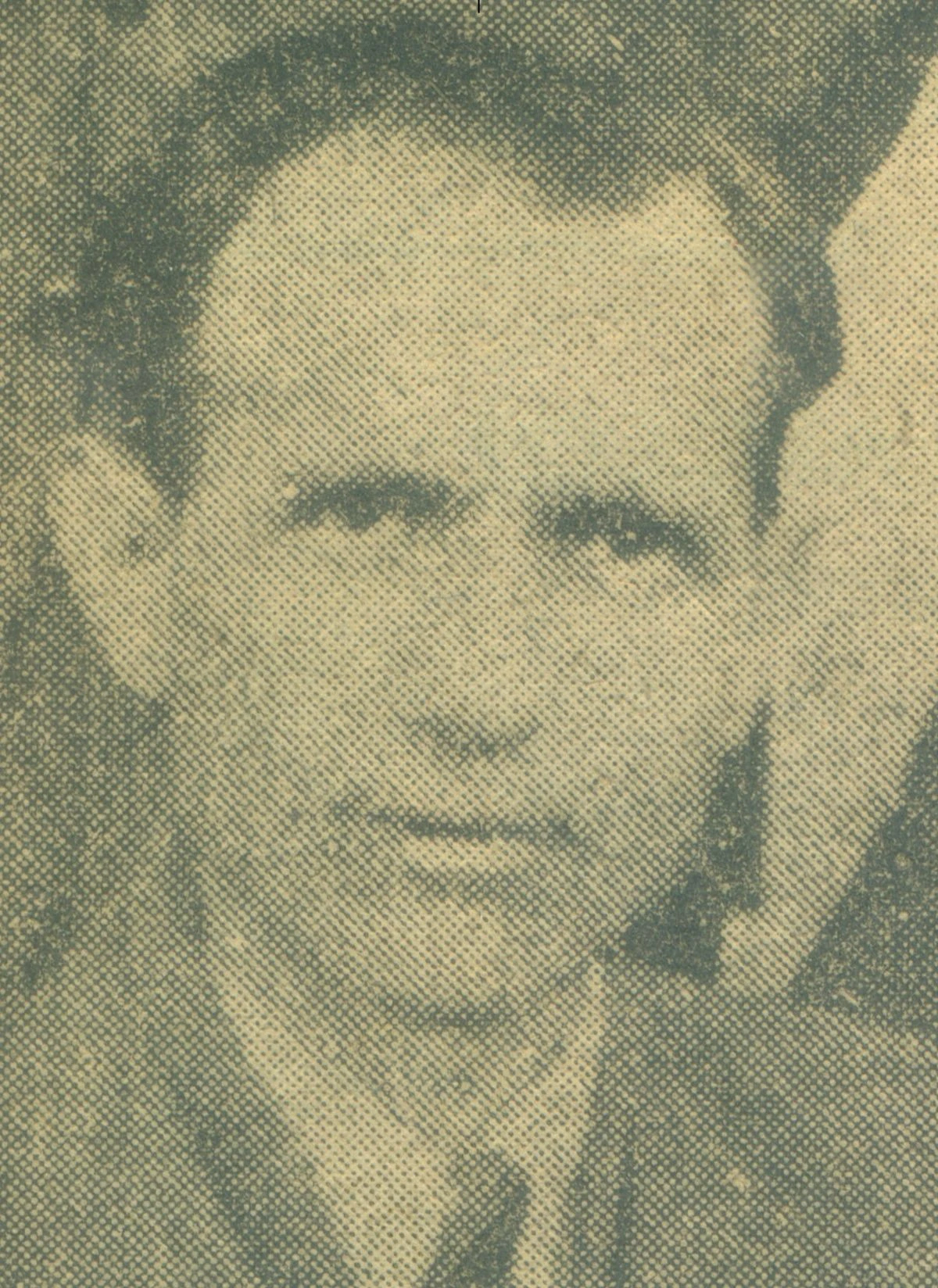 Βεκίδης Ζαφείρης&nbsp;Τσαγκάρης. Από τη Θεσσαλονίκη. Στέλεχος του ΚΚΕ, μέλος της διοίκησης του Σωματείου Υποδηματεργατών, γραμματέας του Ενωτικού Εργατικού Κέντρου Θεσσαλονίκης. Εξόριστος στην Ανάφη το 1935, συμμετείχε στην απεργία πείνας των εξόριστων για να τους δοθεί αμνηστία. Υποψήφιος βουλευτής Θεσσαλονίκης με το Παλλαϊκό Μέτωπο στις εκλογές του 1936. Είχε ενεργό ρόλο στα γεγονότα του Μάη του ’36. Φυλακισμένος στην Ακροναυπλία.&nbsp;Προϊστάμενος στα μαγειρεία στο στρατόπεδο Χαϊδαρίου. Η διοίκηση της Ακροναυπλίας τον παρέδωσε στους Γερμανούς που τον εκτέλεσαν στο Σκοπευτήριο της Καισαριανής την αποφράδα Πρωτομαγιά 1944.