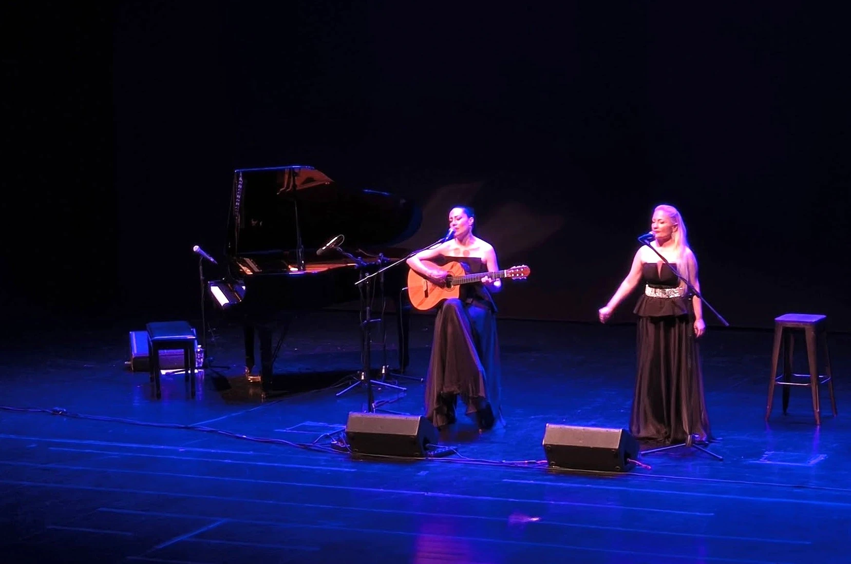 mnimoniodpth-megarumusikis2.jpg?v=0